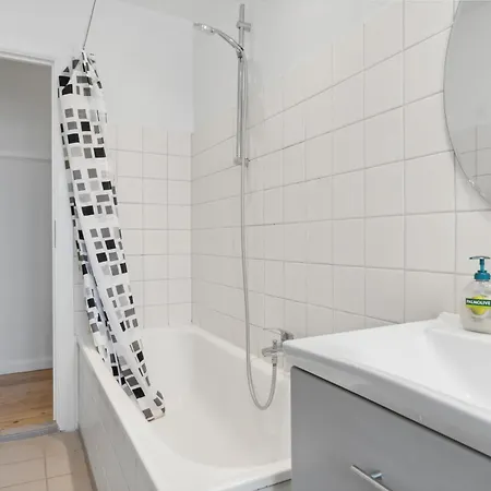 Apartmán Hyggelig & Lys Med Plads Til 4 Naer Zoo